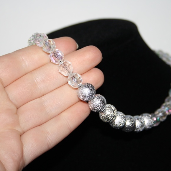 NWOT Crystal and silver beaded necklace 19" - Picture 4 of 4